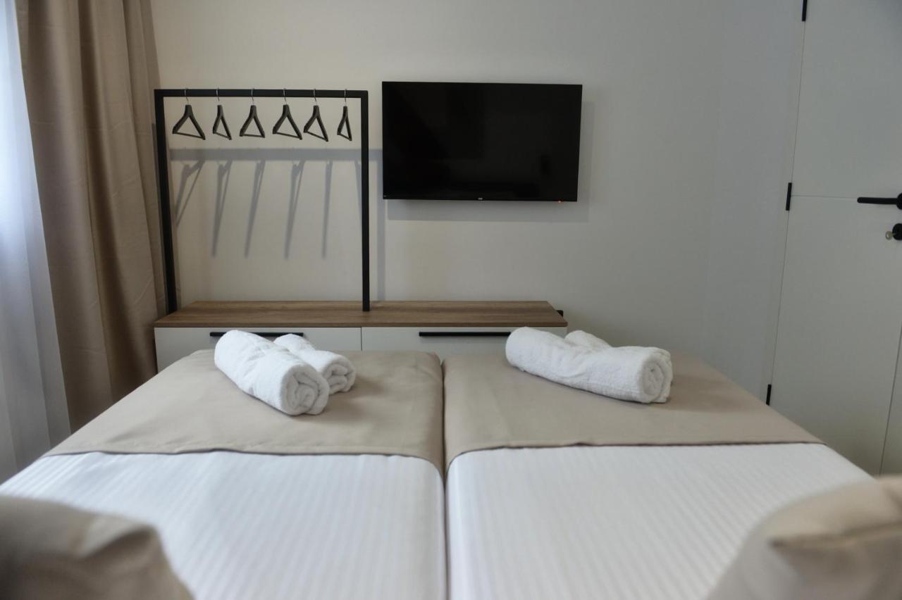 9 Apartments Ягодина Экстерьер фото